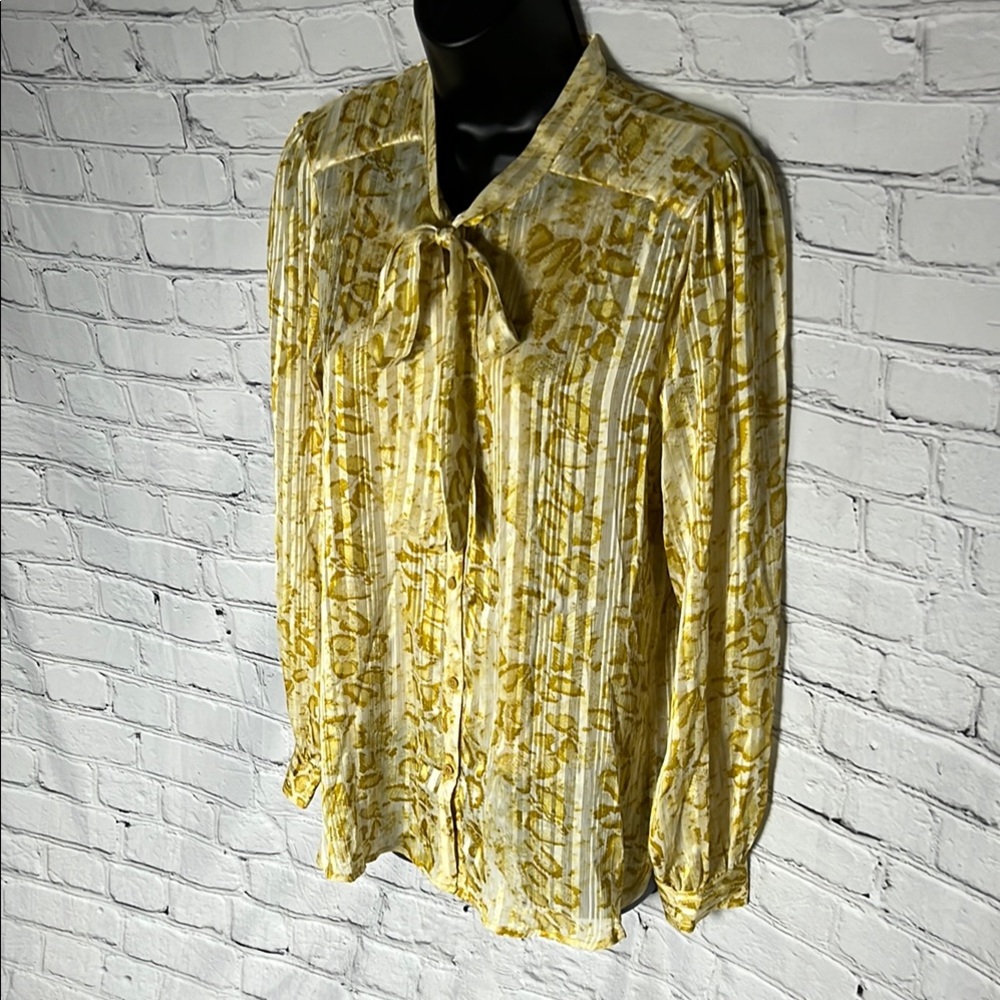 Simply Vera Vera Wang Yellow Blouse
